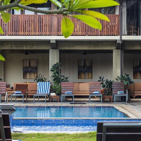 Seahorse Hotel & Spa Негомбо Экстерьер фото