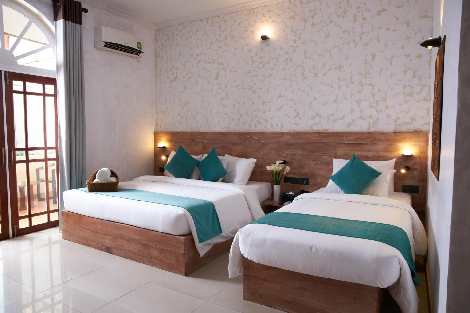 Seahorse Hotel & Spa Негомбо Экстерьер фото