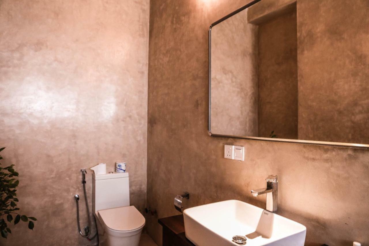 Seahorse Hotel & Spa Негомбо Экстерьер фото